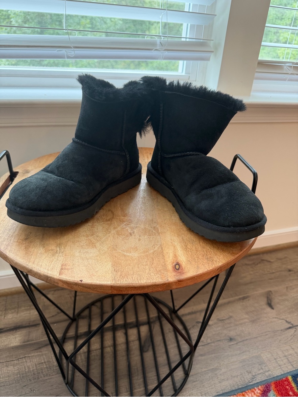 Black Cozy Shearling Ankle Boots - Women's
